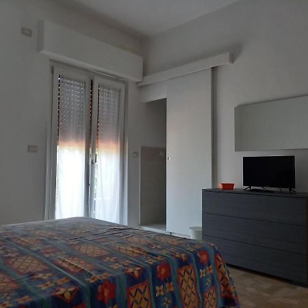 B&B La Vela Villa Rosa Di Martinsicuro Екстер'єр фото