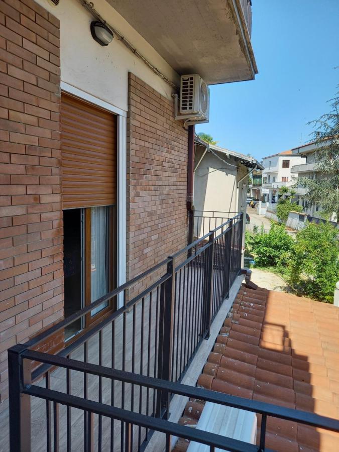 B&B La Vela Villa Rosa Di Martinsicuro Екстер'єр фото