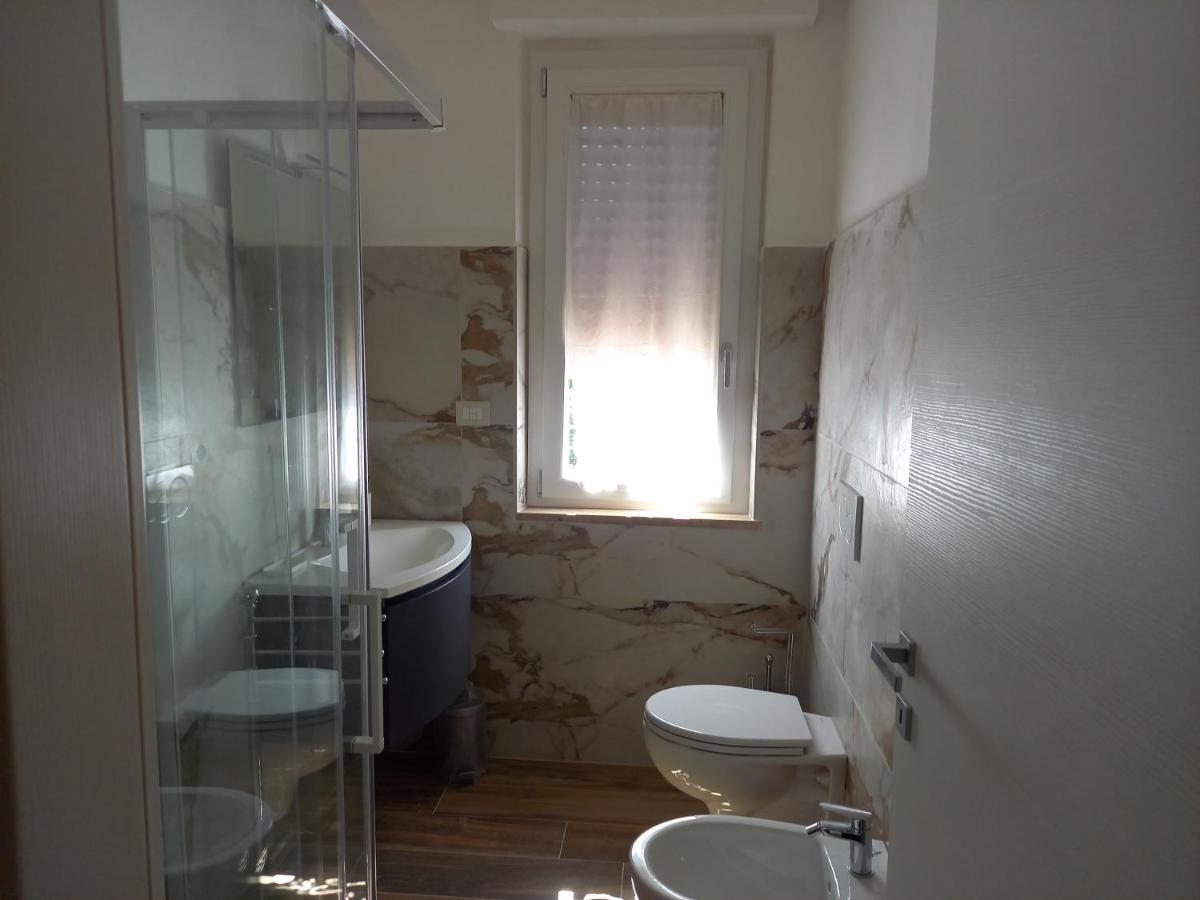 B&B La Vela Villa Rosa Di Martinsicuro Екстер'єр фото